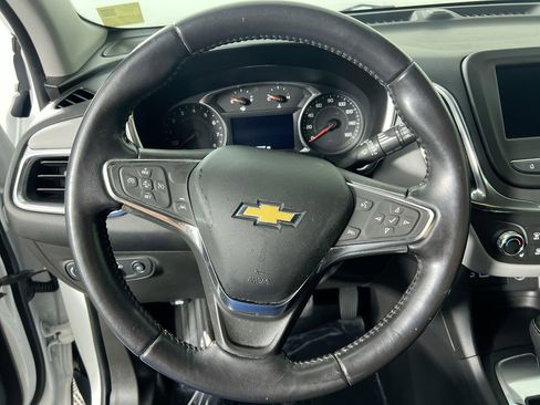 Used 2020 Chevrolet Equinox LT image 15