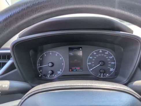 Used 2024 Toyota Corolla LE image 19