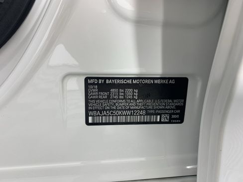 Used 2019 BMW 530i w/ M Sport Package RWD image 12