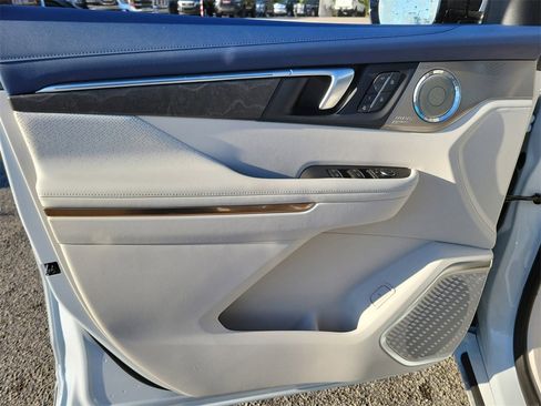 New 2026 Buick Enclave Avenir w/ Super Cruise Package image 24