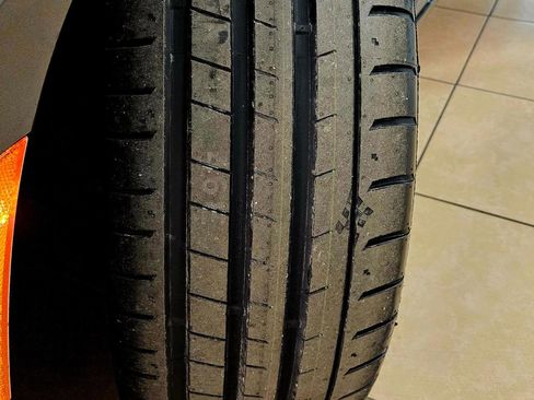 Used 2018 Chrysler 300 Limited image 33