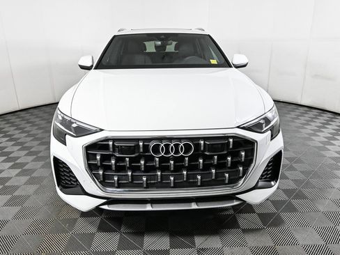 New 2025 Audi Q8 Premium image 26