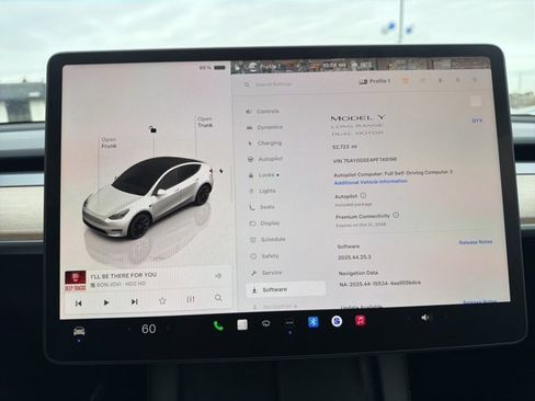 Used 2023 Tesla Model Y Long Range image 25