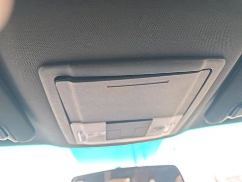 Used 2014 Ford Explorer XLT image 9