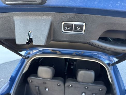 Used 2022 Kia Sorento SX image 11