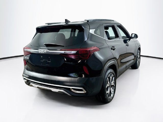 Used 2023 Kia Seltos EX AWD/4WD image 10