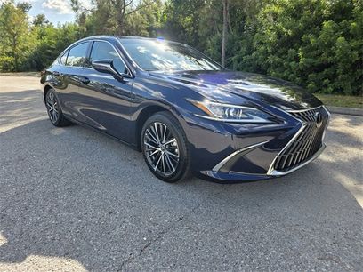 Used 2025 Lexus ES 350 w/ Premium Package