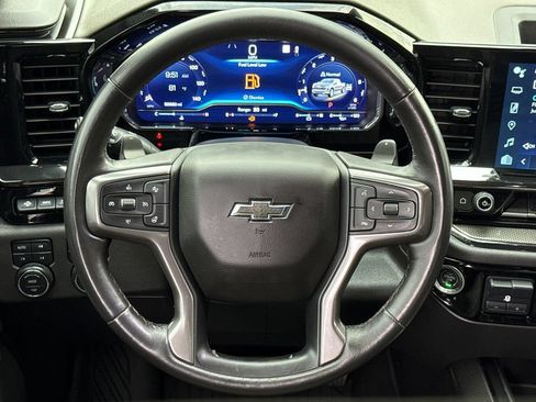 Used 2022 Chevrolet Silverado 1500 ZR2 w/ Technology Package AWD/4WD image 15