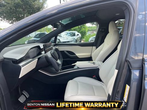 Used 2022 Tesla Model X Plaid AWD/4WD image 11