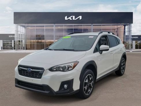 Used 2019 Subaru Crosstrek 2.0i Premium AWD/4WD image 3