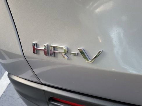 Certified 2024 Honda HR-V LX image 10
