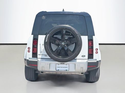 Used 2023 Land Rover Defender 110 SE AWD/4WD image 4
