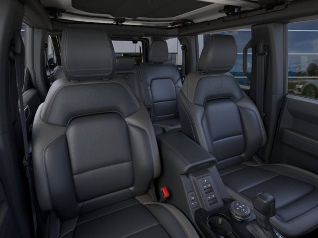 New 2026 Ford Bronco Outer Banks w/ Sasquatch Package AWD/4WD image 10