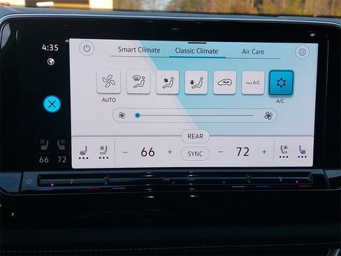 Certified 2024 Volkswagen Atlas SEL Premium R-Line image 17