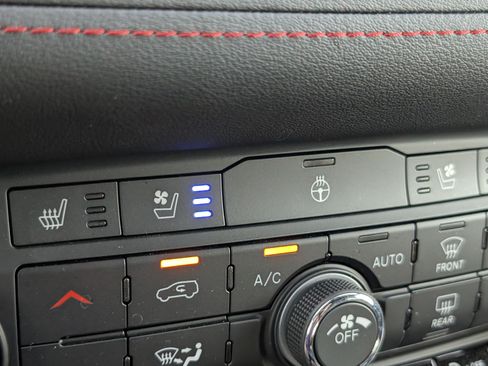 Used 2026 Dodge Durango GT AWD/4WD image 12