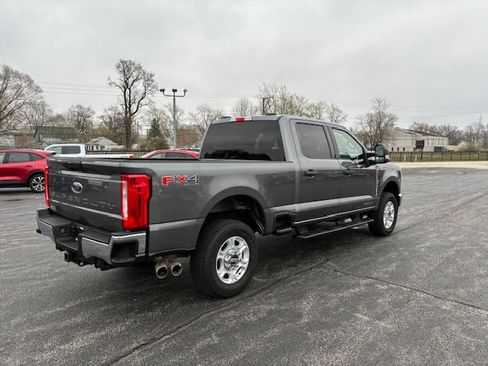 Used 2025 Ford F250 XLT w/ FX4 Off-Road Package image 6