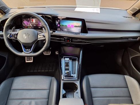 Used 2024 Volkswagen Golf R image 11