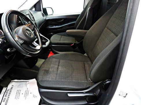 Used 2020 Mercedes-Benz Metris image 8