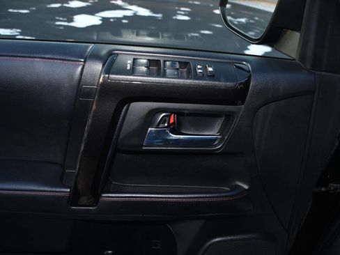 Used 2021 Toyota 4Runner TRD Off-Road Premium image 15