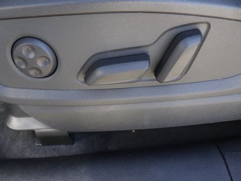 Used 2025 Audi Q5 2.0T Premium Plus image 15