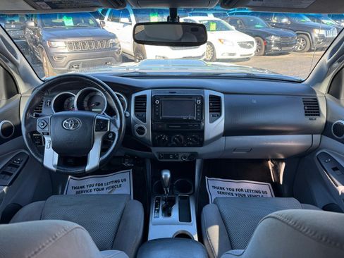 Used 2015 Toyota Tacoma 4x4 Double Cab image 20