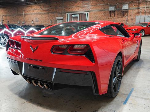 Used 2019 Chevrolet Corvette Stingray Coupe w/ Carbon Flash Badge Package RWD image 12