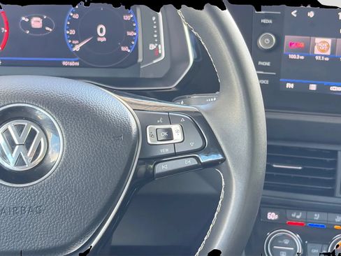 Used 2021 Volkswagen Jetta SEL Premium FWD image 31