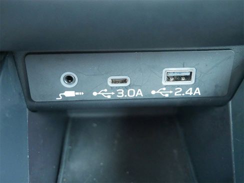 Certified 2025 Subaru Legacy Limited w/ Popular Package #3 image 29