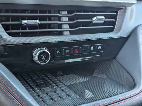 Used 2025 Ford Explorer ST w/ Sun And Sound Package image 29