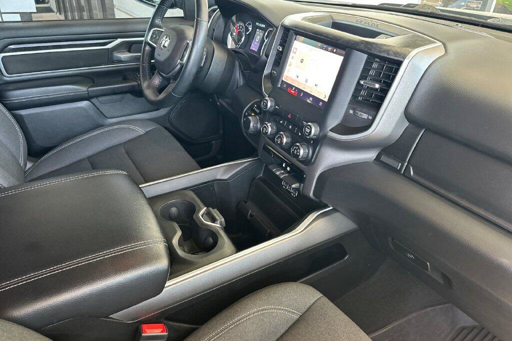 Used 2023 RAM 1500 Big Horn AWD/4WD image 15