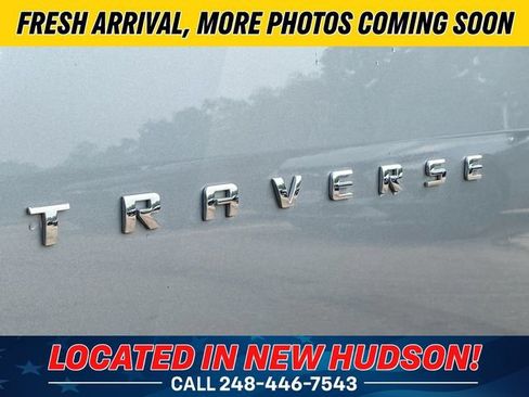 Used 2023 Chevrolet Traverse Premier FWD image 12