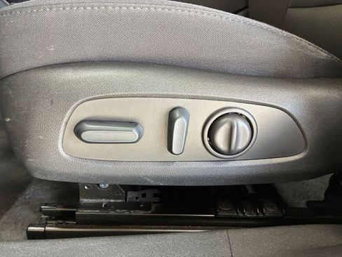 Used 2024 Chevrolet Malibu LT image 22