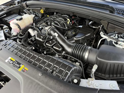 Used 2025 Jeep Grand Cherokee L Laredo image 35