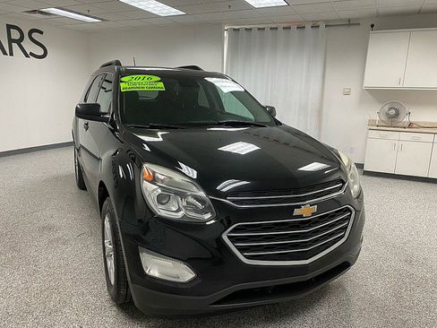 Used 2016 Chevrolet Equinox LT w/ Convenience Package image 3