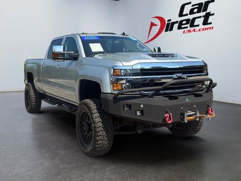 Used 2018 Chevrolet Silverado 2500 LTZ w/ Duramax Plus Package AWD/4WD image 12