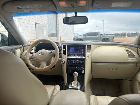 Used 2014 INFINITI QX70 AWD w/ Premium Package image 26