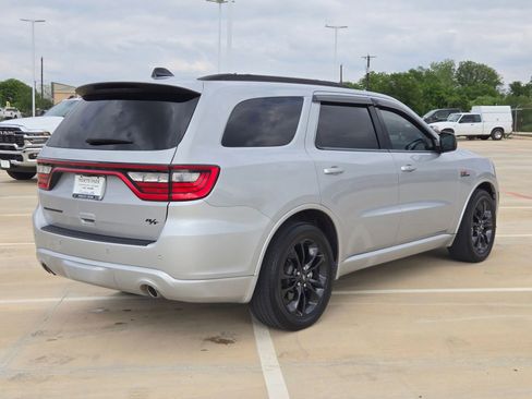 Used 2023 Dodge Durango R/T w/ Blacktop Package RWD image 3
