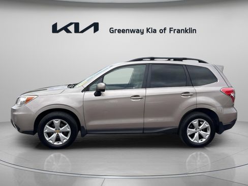 Used 2015 Subaru Forester 2.5i Limited AWD/4WD image 4