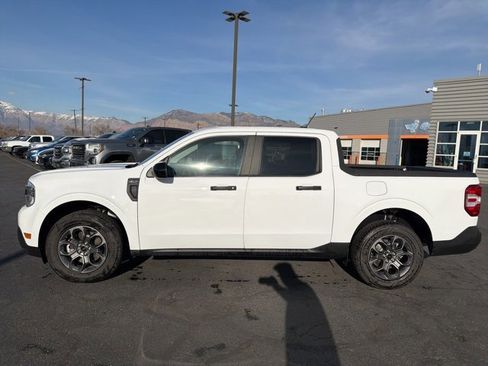 Used 2024 Ford Maverick XLT w/ XLT Luxury Package image 12