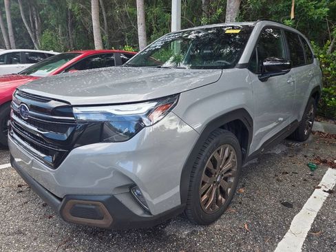 Used 2025 Subaru Forester Sport AWD/4WD image 4