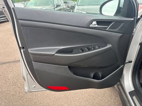 Used 2016 Hyundai Tucson Limited w/ Option Group 03 FWD image 14