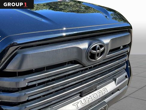Certified 2025 Toyota Tundra SR AWD/4WD image 31