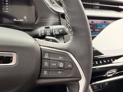 New 2026 Jeep Grand Cherokee Limited AWD/4WD image 15