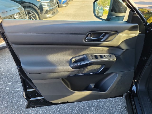 New 2026 Nissan Pathfinder SV w/ Cargo Package FWD image 14