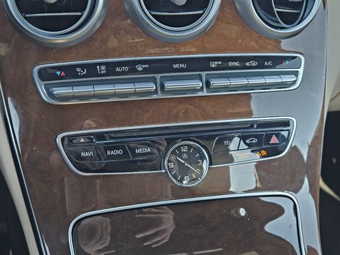 Used 2018 Mercedes-Benz C 300 C 300 image 18