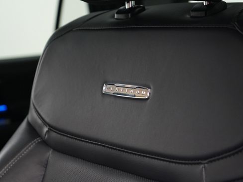 Used 2025 Ford Expedition Max Platinum w/ Stealth Appearance Package AWD/4WD image 34