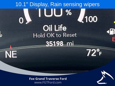 Used 2025 Chrysler Pacifica Limited FWD image 8