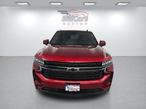 Used 2021 Chevrolet Suburban RST w/ Luxury Package AWD/4WD image 2