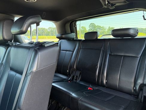Certified 2019 Ford Expedition XLT w/ Equipment Group 201A AWD/4WD image 16