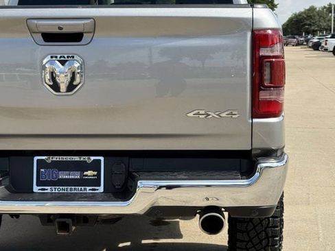 Used 2023 RAM 1500 Laramie AWD/4WD image 7